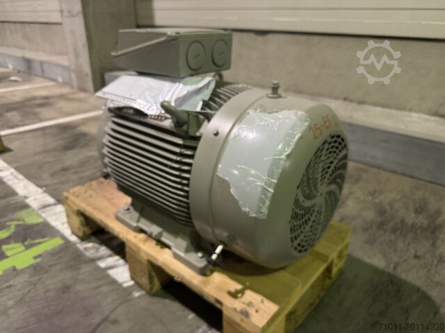 электродвигатель Simotics / Siemens 1LE16032AD534AK4-Z