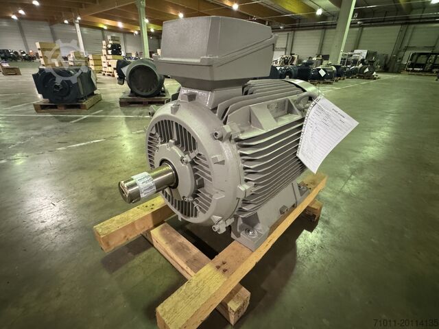 электродвигатель Siemens 1LE16033AB490AK4-Z