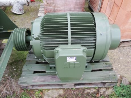 Электрический двигатель ABB QU 315 M4BK