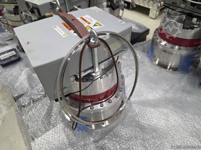 Турбомолекулярный насос с контроллером Pfeiffer Vacuum ADIXEN ATH 2303M