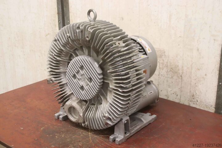 Воздуходувка бокового канала 5,5 кВт Gardner Denver Siemens** G 200  2BH1800-7AH17