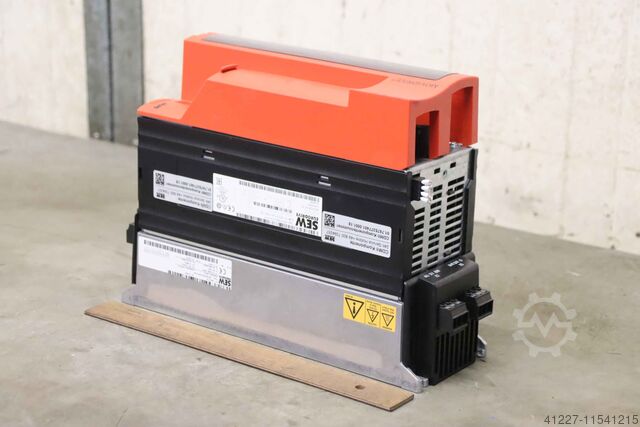 Частотный преобразователь 1,5 кВт SEW-EURODRIVE MDX60A0015-5A3-4-00