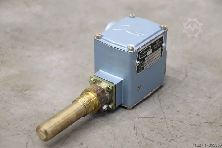 Термостат Amot 4140DKIE00CE4-EE  83-104°C