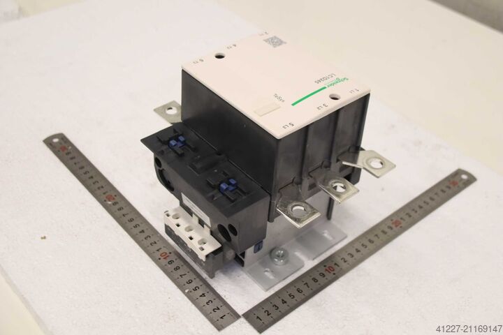 Контактор Schneider Electric LC1D245