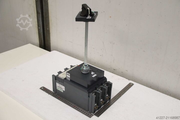 разъединитель под нагрузкой Schneider Electric NSC400/630 K