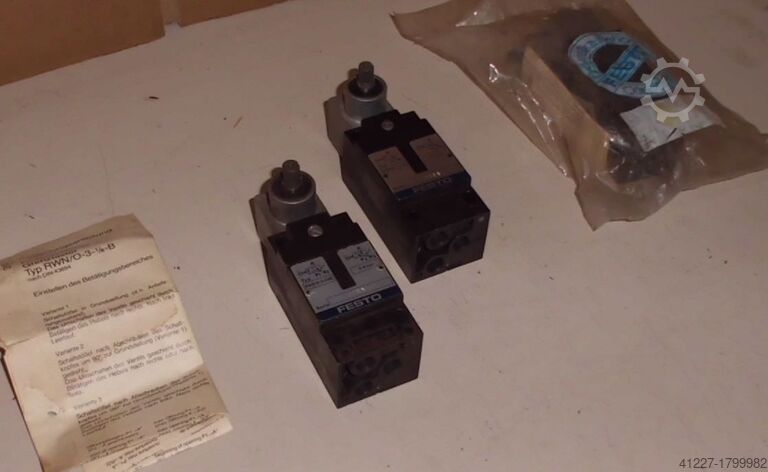 Пневматический концевой выключатель Festo RWN/0-3-1/8B