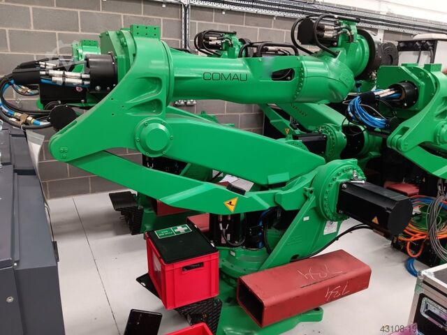 промышленный робот Comau SMART-5 NJ4 220-2.7