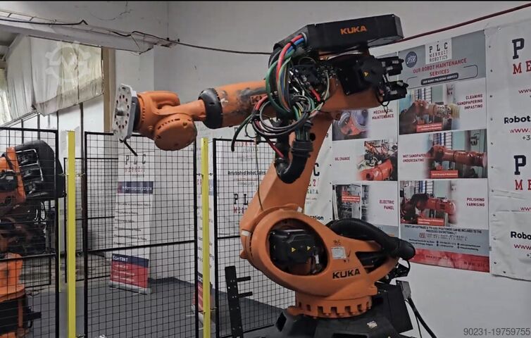 Промышленный робот KUKA KRC4 KR 210 R 2700 Prime 2016 MODEL