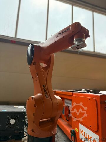 промышленный робот KUKA KR 6 R900 sixx