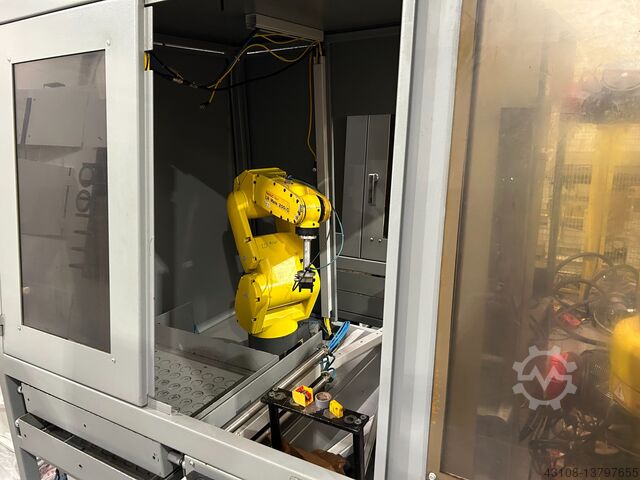 Клетка с роботом с системой Cell Vision System FANUC LR Mate 200 iC