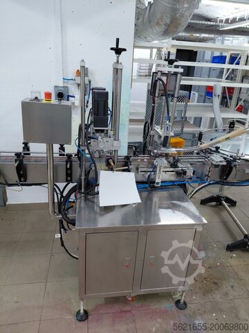 Машина для укупорки крышек  